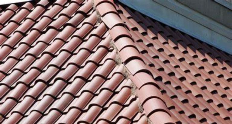 Tile roof cleaning cost